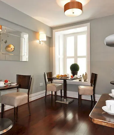 Ξενοδοχείο 7 Cross Street